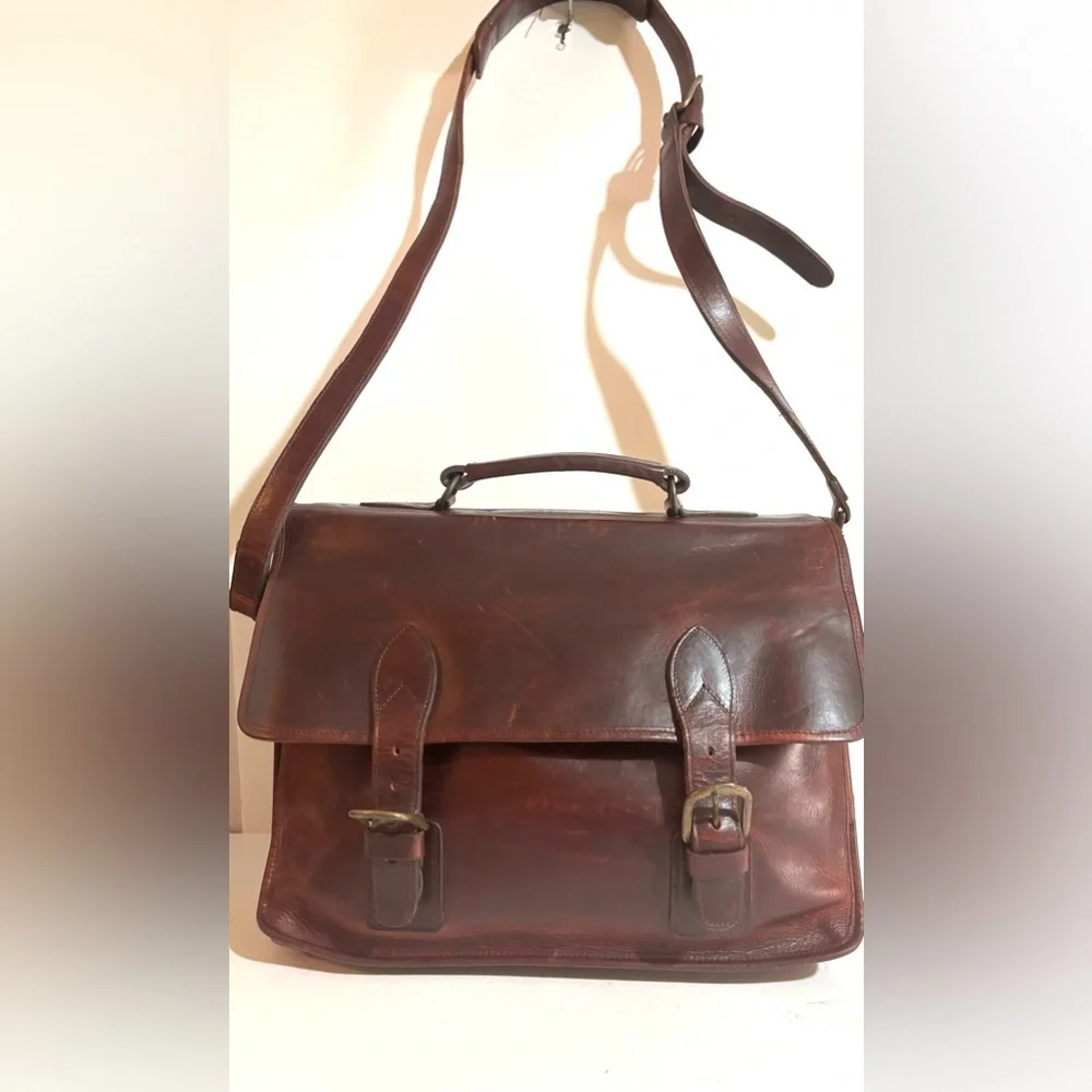 Vintage unisex distressed Leather burgundy briefcase messenger work travel bag